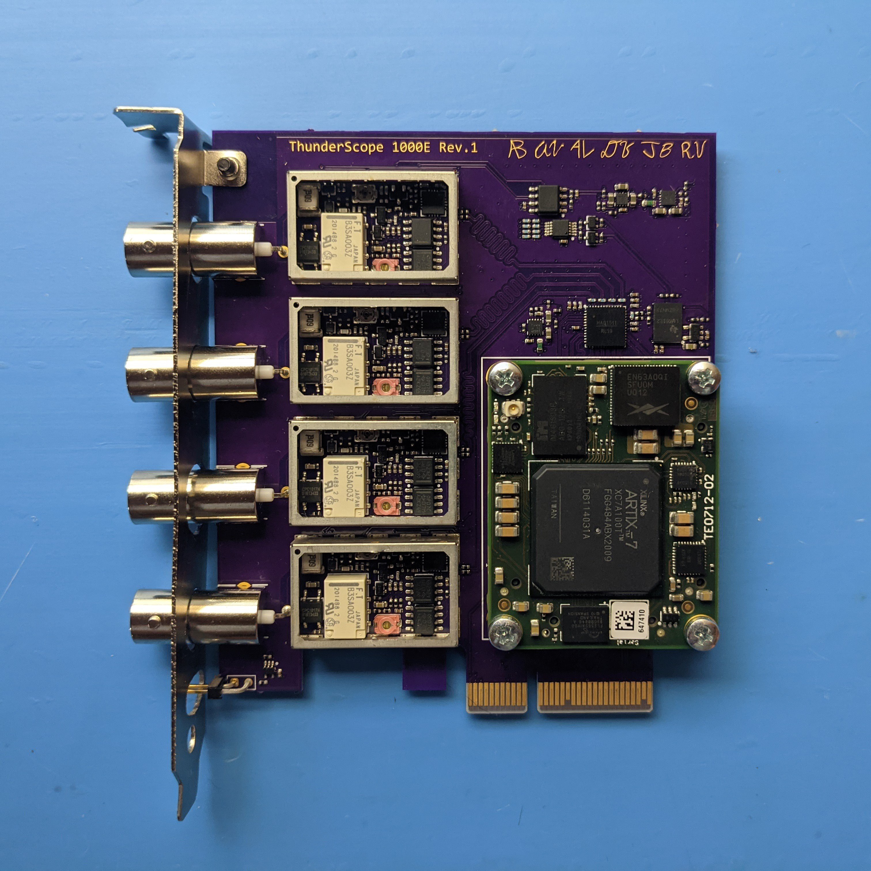 雷电USB4开源示波器，4通道，带宽350MHz，采样率1Gsps，上位机支持Windows和Linux第2张