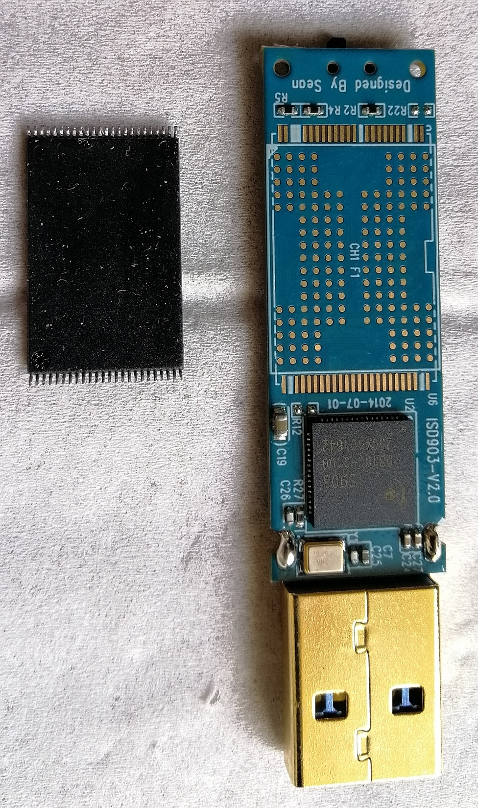 银灿IS903主控+ MT29F64G08CBAAA(NAND) 制作8GB闪存驱动器- DLHC - 博客园