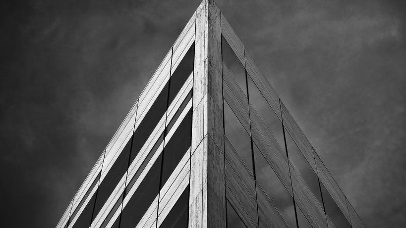 同一台电脑生成多份ssh私钥和公钥，映射多个GitHub账号