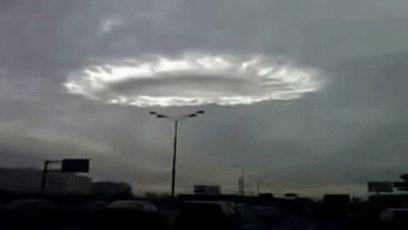 美国官方的 UFO 报告来了：网友看完却吵翻了