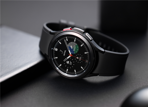 三星 Galaxy Watch4 正式发布：全新三合一传感器全天候佩戴